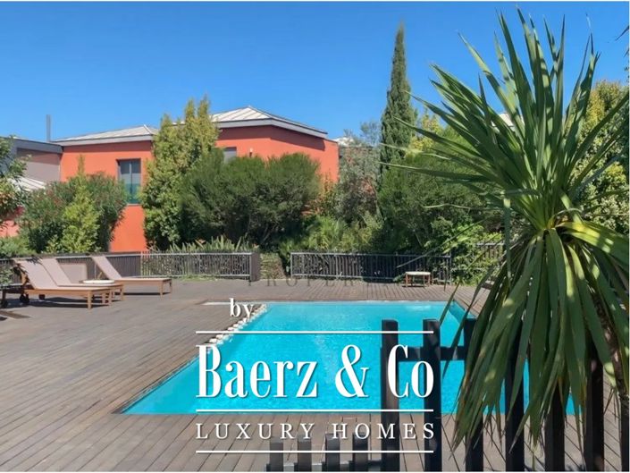 Image No.32-3 Bed House for sale