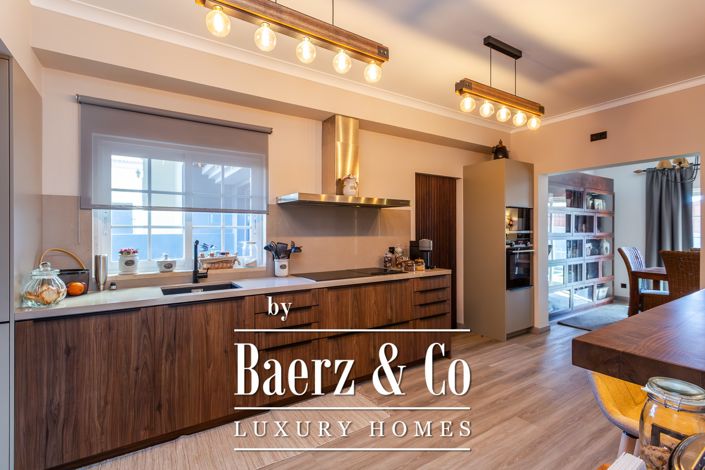 Image No.15-3 Bed House for sale