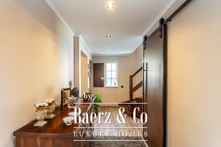 Image No.19-3 Bed House for sale