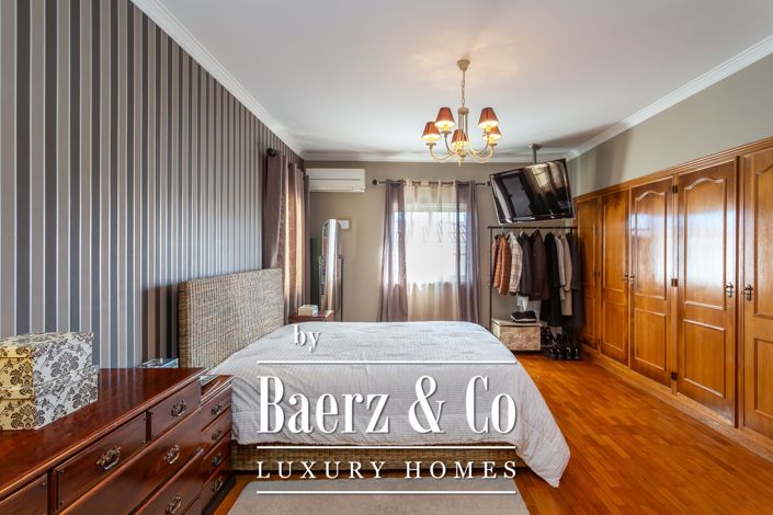 Image No.30-3 Bed House for sale