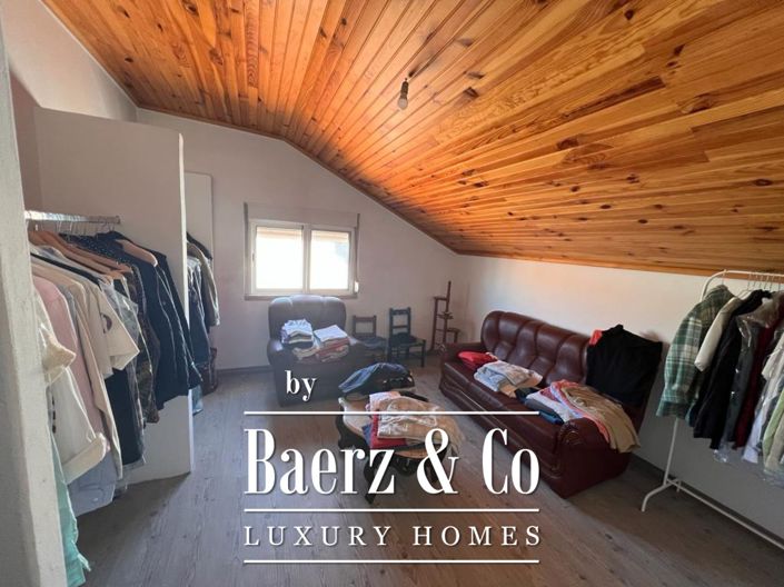 Image No.13-2 Bed House for sale