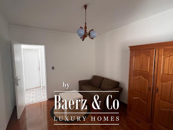 Image No.8-2 Bed House for sale