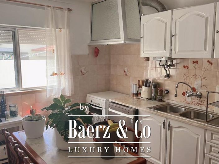 Image No.9-2 Bed House for sale