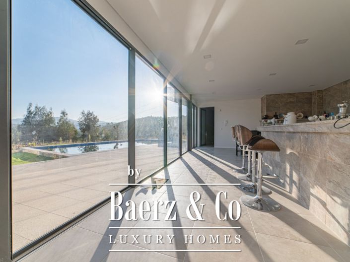 Image No.9-4 Bed House for sale