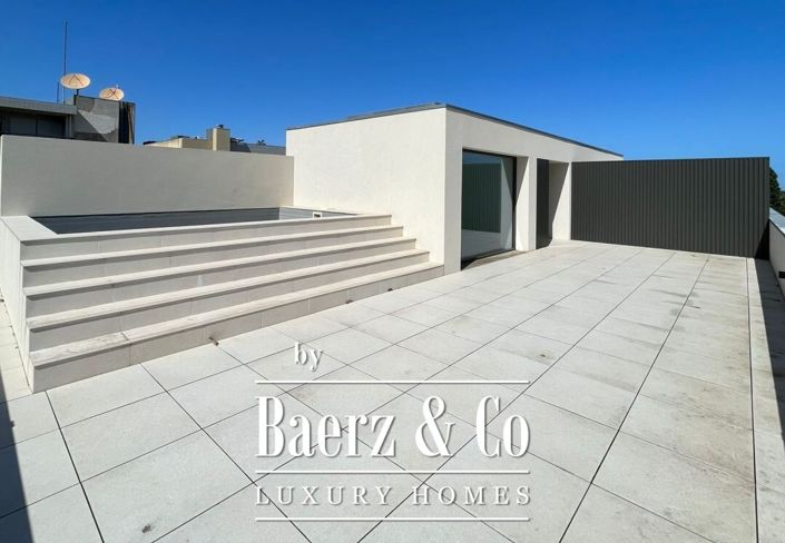 Image No.19-3 Bed Apartment for sale