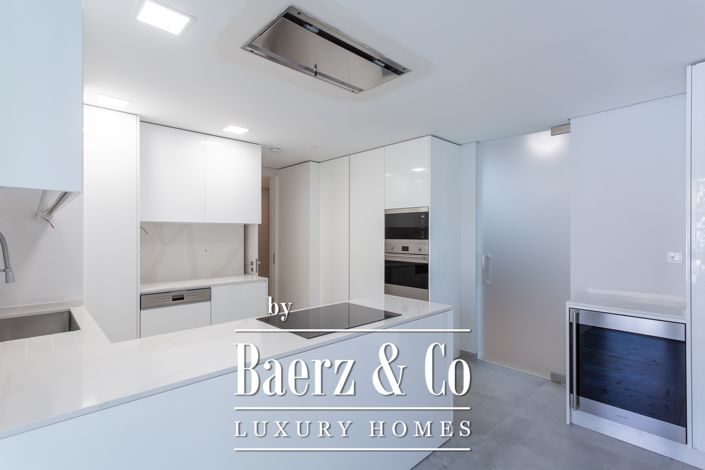 Image No.11-3 Bed Apartment for sale