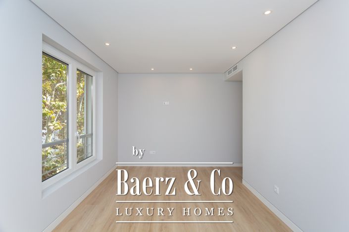 Image No.7-3 Bed Apartment for sale