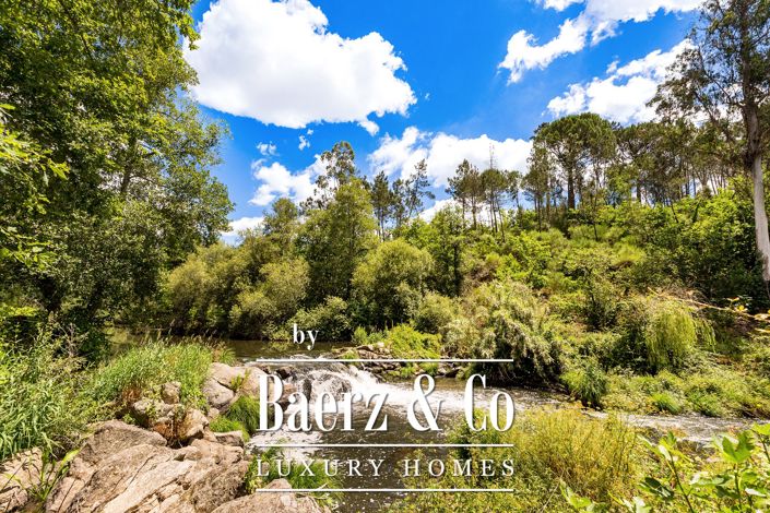 Image No.15-10 Bed Farmhouse for sale