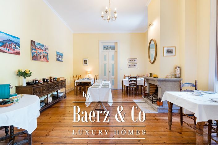 Image No.21-10 Bed Farmhouse for sale