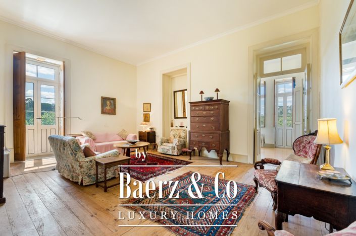 Image No.24-10 Bed Farmhouse for sale