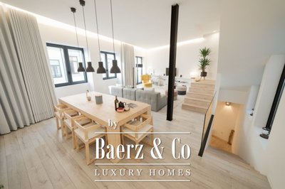 1 - Porto, Propriété