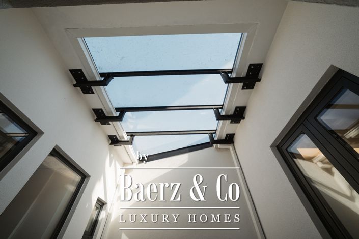 Image No.9-3 Bed Property for sale