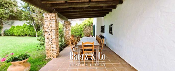 Image No.19-5 Bed Property for sale