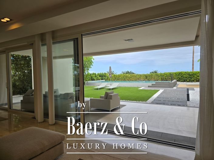 Image No.1-4 Bed Villa for sale