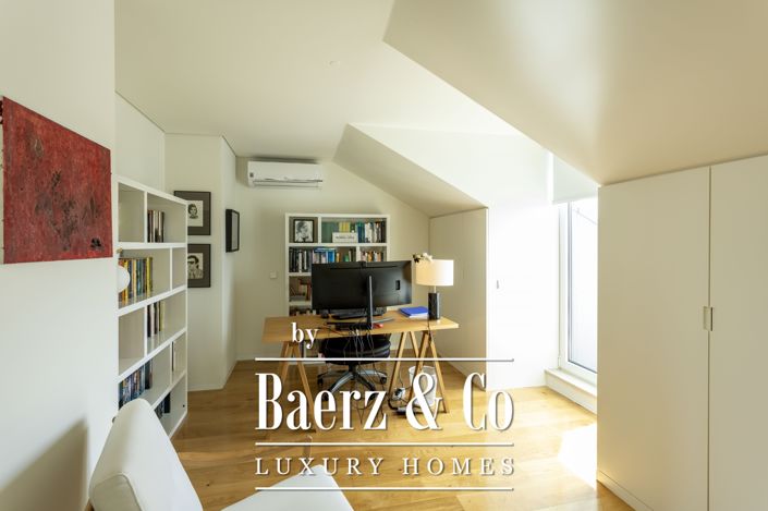 Image No.29-4 Bed Penthouse for sale