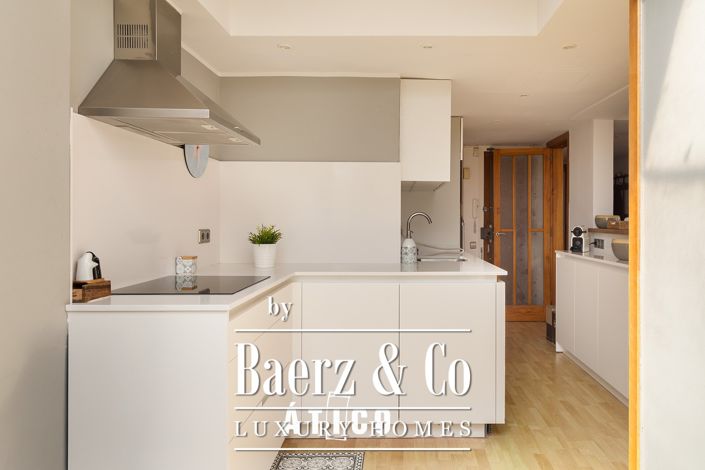 Image No.23-4 Bed Property for sale