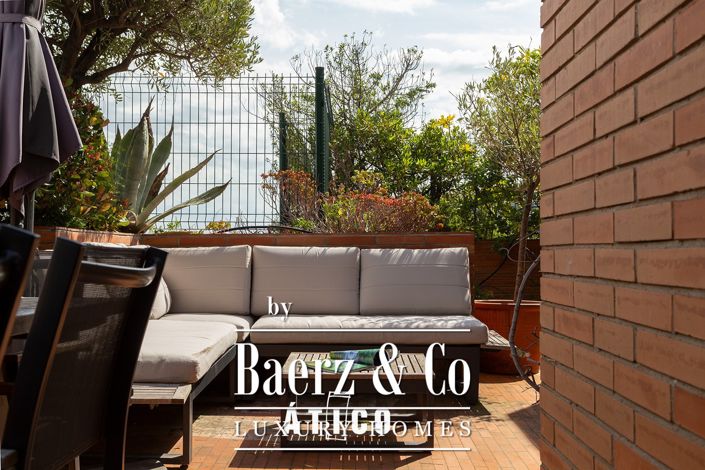 Image No.5-4 Bed Property for sale