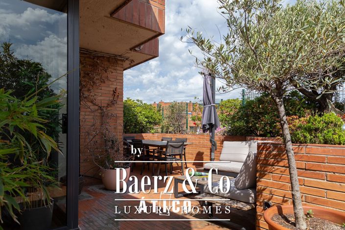 Image No.6-4 Bed Property for sale