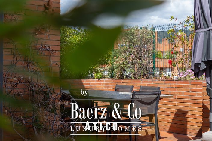 Image No.8-4 Bed Property for sale