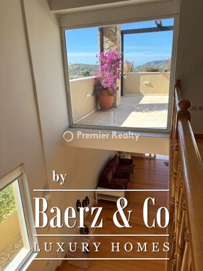 Image No.13-5 Bed Property for sale