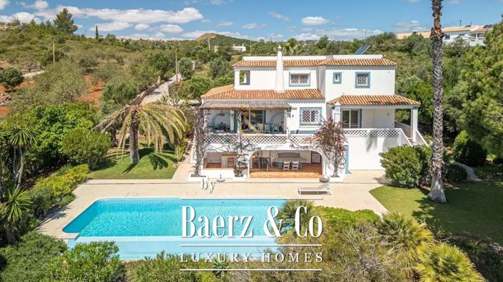 Image No.1-4 Bed Villa for sale