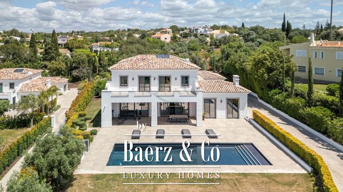 Image No.1-4 Bed Villa for sale