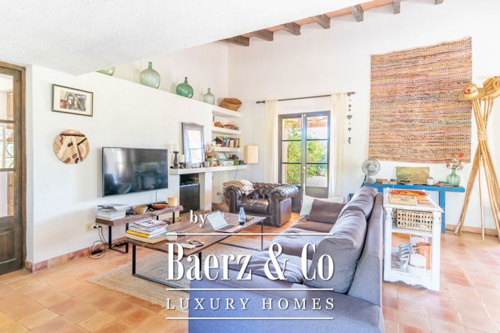 Image No.13-3 Bed Country House for sale