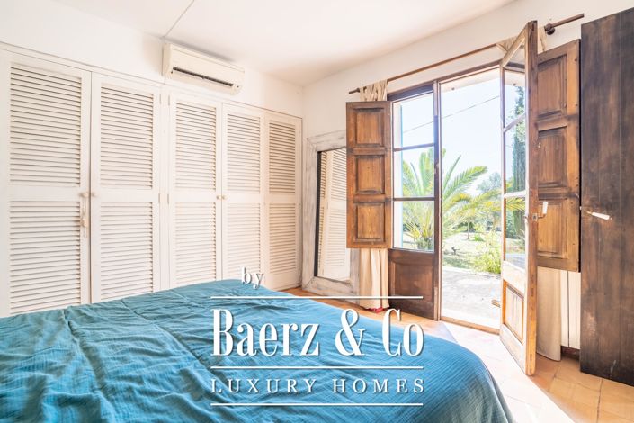 Image No.17-3 Bed Country House for sale