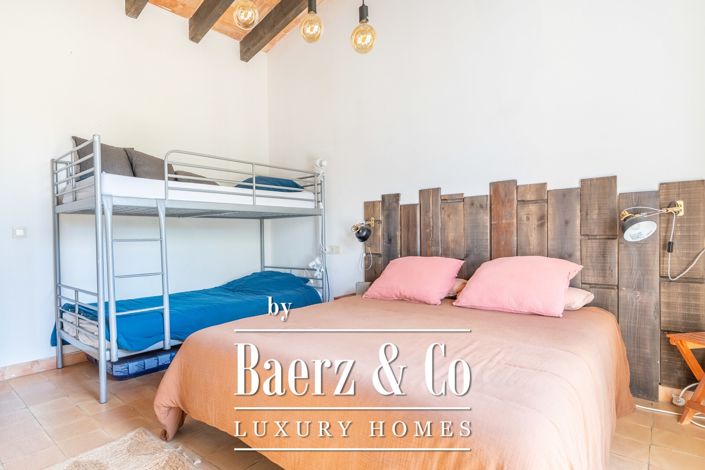 Image No.21-3 Bed Country House for sale