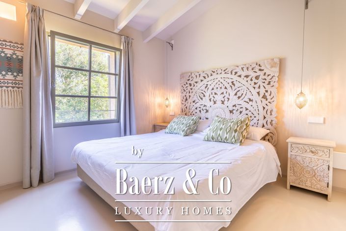 Image No.26-4 Bed Country House for sale