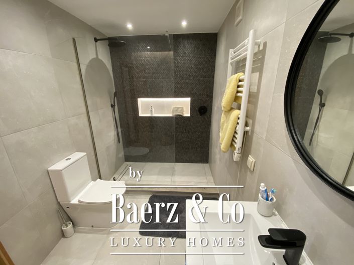 Image No.15-4 Bed Villa for sale