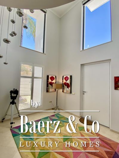 Image No.3-4 Bed Villa for sale