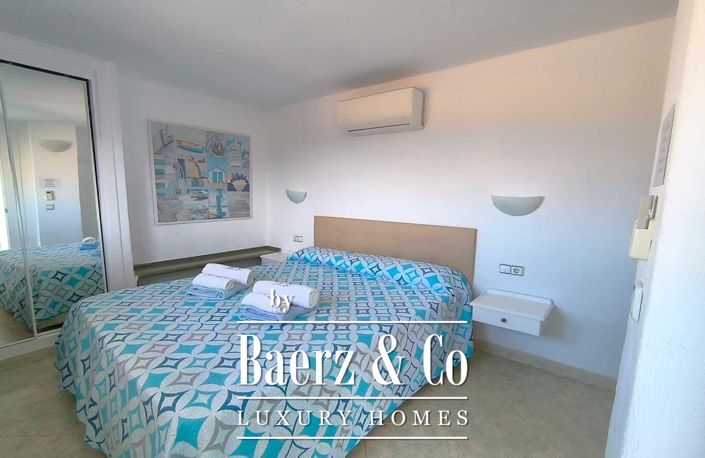 Image No.15-5 Bed Property for sale