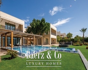 Image No.1-9 Bed Villa for sale