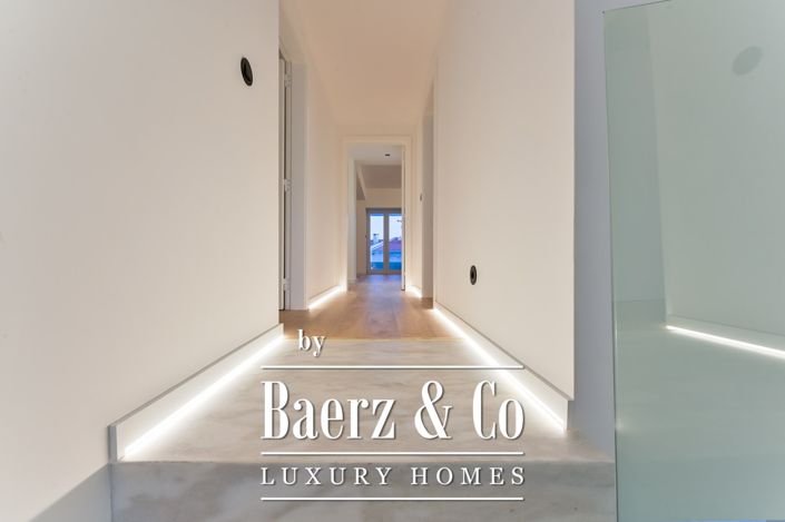 Image No.24-4 Bed House for sale