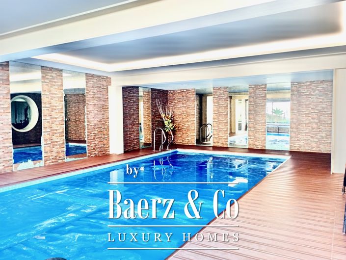 Image No.1-6 Bed Villa for sale