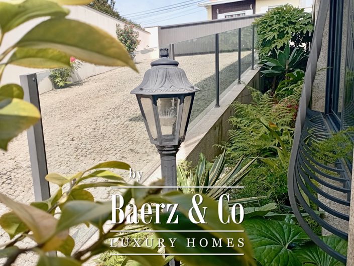 Image No.44-6 Bed Villa for sale