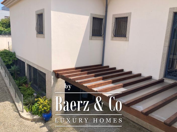 Image No.5-6 Bed Villa for sale