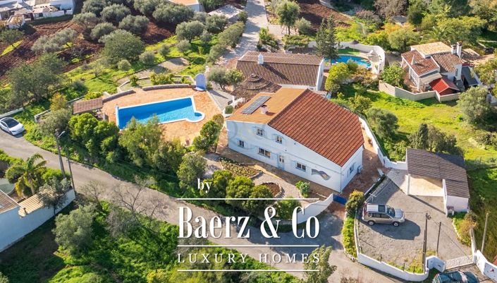 Image No.1-4 Bed Villa for sale