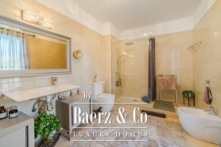 Image No.14-3 Bed Villa for sale