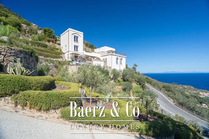 Image No.25-5 Bed Villa for sale