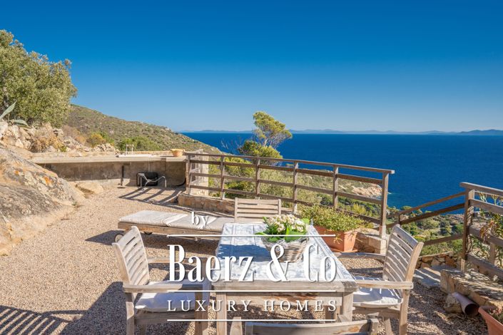 Image No.6-5 Bed Villa for sale