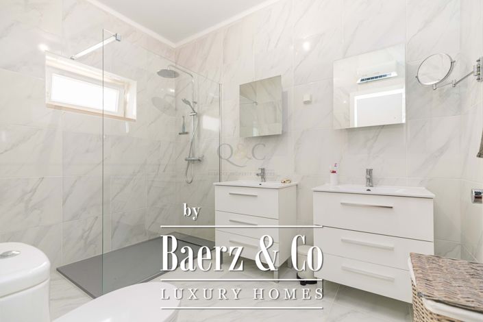 Image No.13-5 Bed Villa for sale