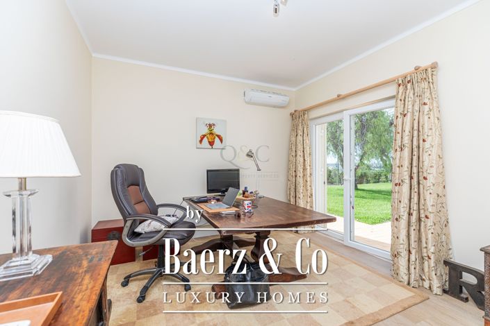 Image No.25-5 Bed Villa for sale