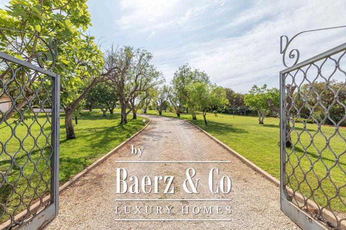 Image No.33-5 Bed Villa for sale