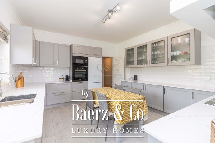 Image No.6-5 Bed Villa for sale