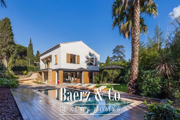 Image No.1-4 Bed Villa for sale