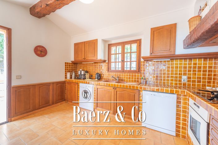 Image No.10-4 Bed Villa for sale