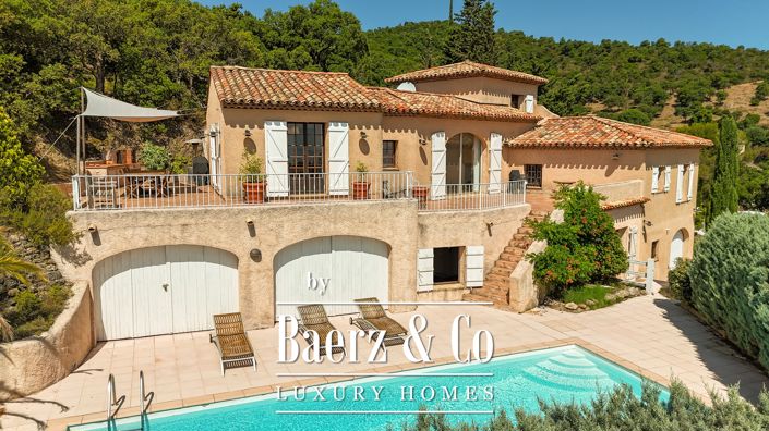 Image No.3-4 Bed Villa for sale