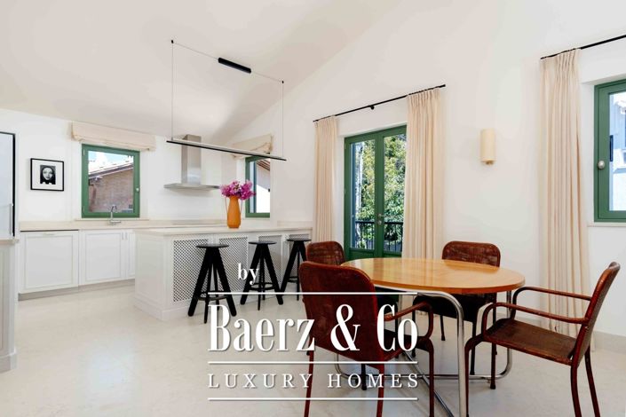 Image No.10-3 Bed Villa for sale